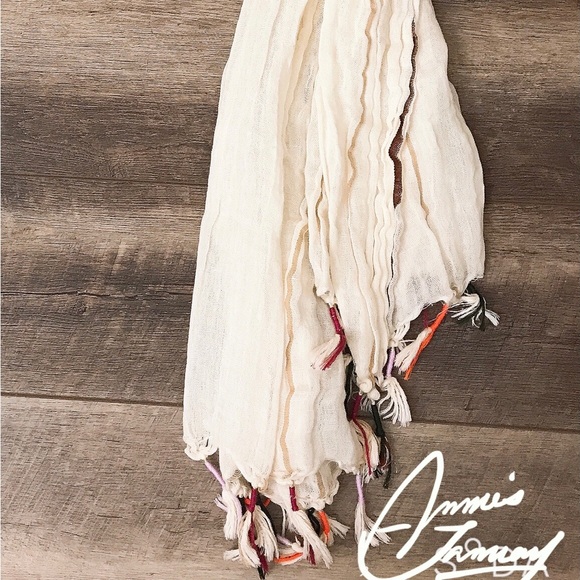 ZARA Women's Striped Fringed Linen Scarf(Ecru, Size:M) - Picture 8 of 8